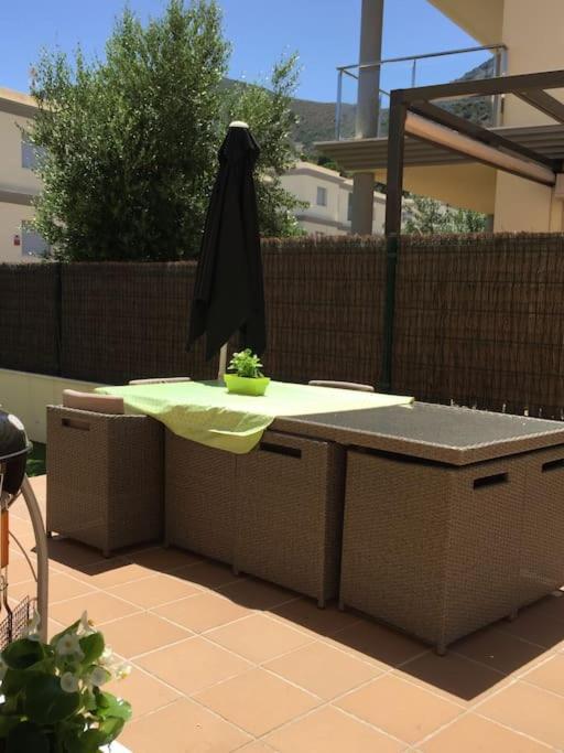 Residence Avec Piscine Face A La Mer, 1Ere Ligne Llançà Exterior foto